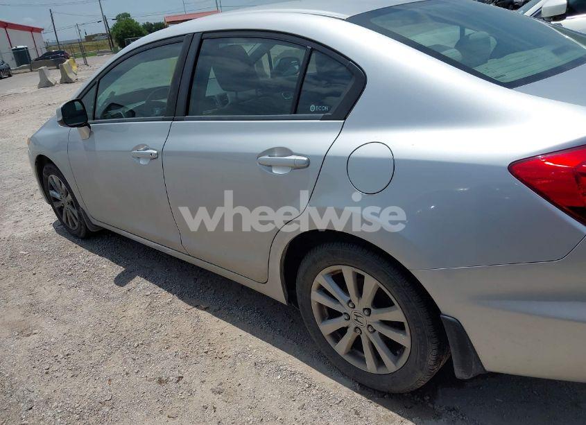 Photo 14 of 2012 Honda Civic EX (VIN 2HGFB2F84CH516960)