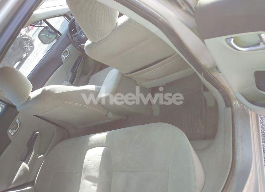 Photo 8 of 2012 Honda Civic EX (VIN 2HGFB2F84CH547433)