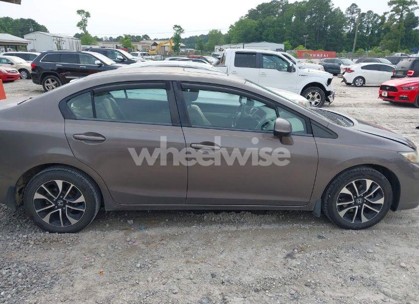 Photo 13 of 2013 Honda Civic EX (VIN 2HGFB2F84DH530164)