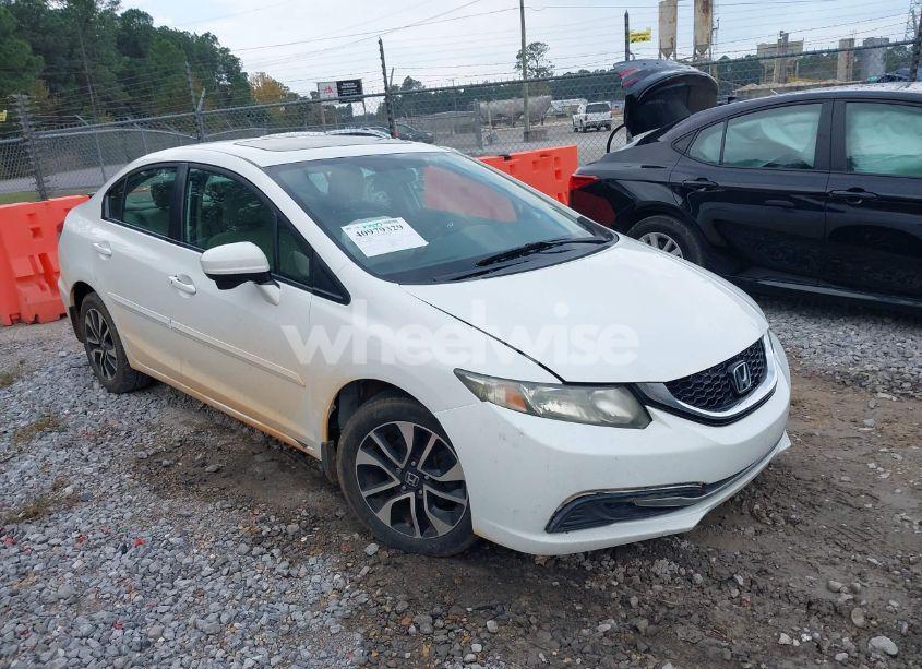 2015 Honda Civic EX (VIN 2HGFB2F84FH504215) main photo
