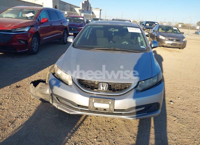 Photo 12 of 2013 Honda Civic EX (VIN 2HGFB2F85DH558314)