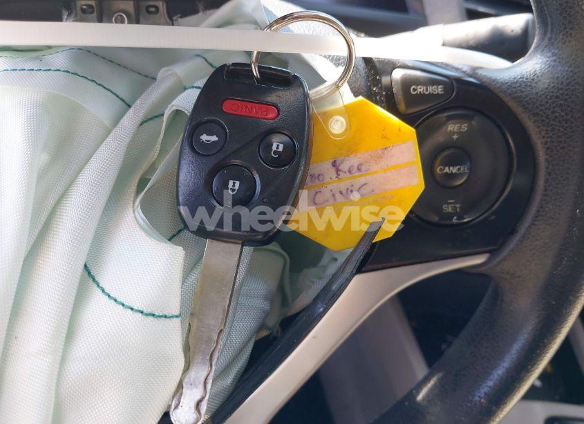 Photo 11 of 2012 Honda Civic EX (VIN 2HGFB2F86CH586198)