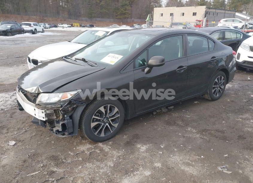 Photo 2 of 2013 Honda Civic EX (VIN 2HGFB2F88DH581117)