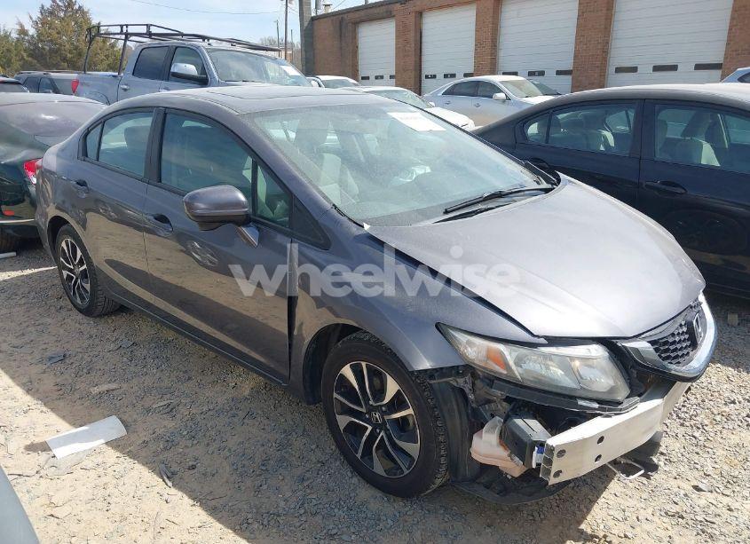 2015 Honda Civic EX (VIN 2HGFB2F89FH512519) main photo
