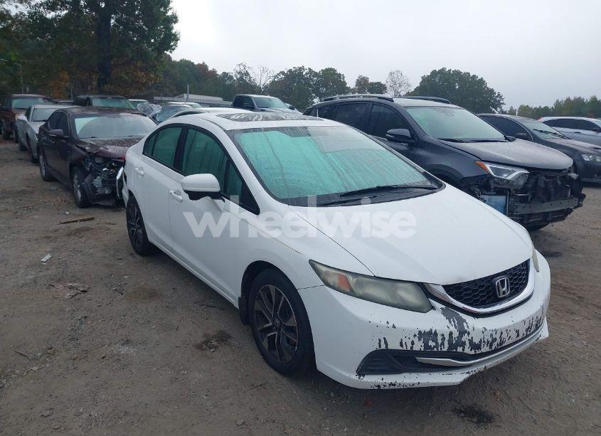 2015 Honda Civic EX (VIN 2HGFB2F8XFH504221) main photo