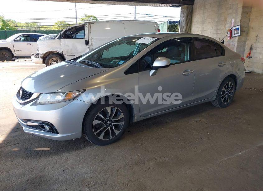 Photo 2 of 2013 Honda Civic EX-L (VIN 2HGFB2F91DH566824)