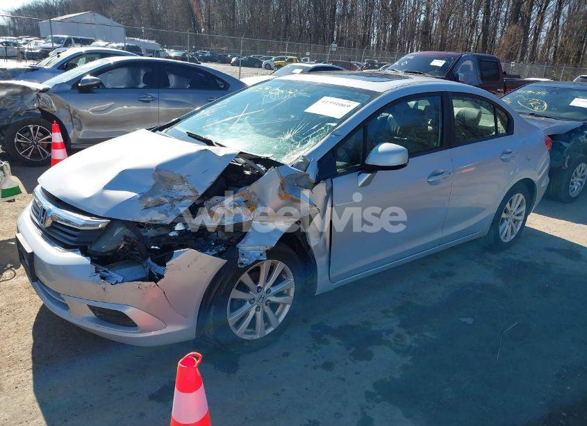 Photo 2 of 2012 Honda Civic EX-L (VIN 2HGFB2F93CH512911)