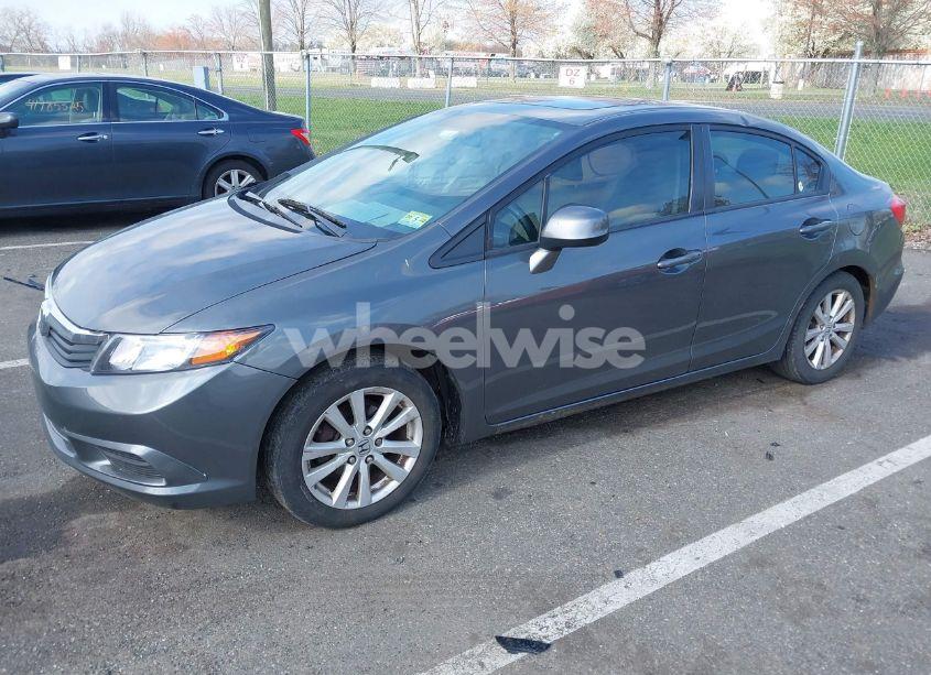 Photo 2 of 2012 Honda Civic EX-L (VIN 2HGFB2F94CH307646)