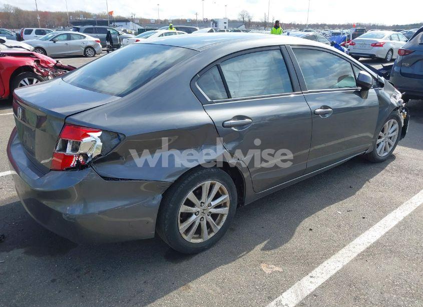 Photo 4 of 2012 Honda Civic EX-L (VIN 2HGFB2F94CH307646)