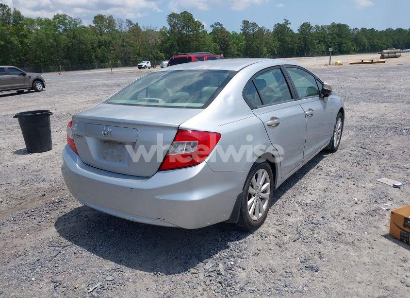 Photo 4 of 2012 Honda Civic EX-L (VIN 2HGFB2F96CH547135)