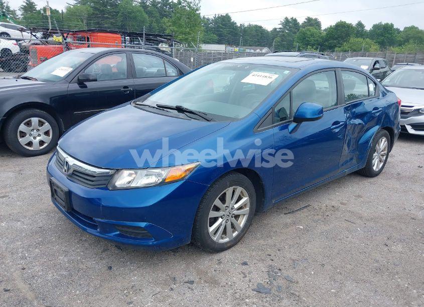 Photo 2 of 2012 Honda Civic EX-L (VIN 2HGFB2F97CH549069)