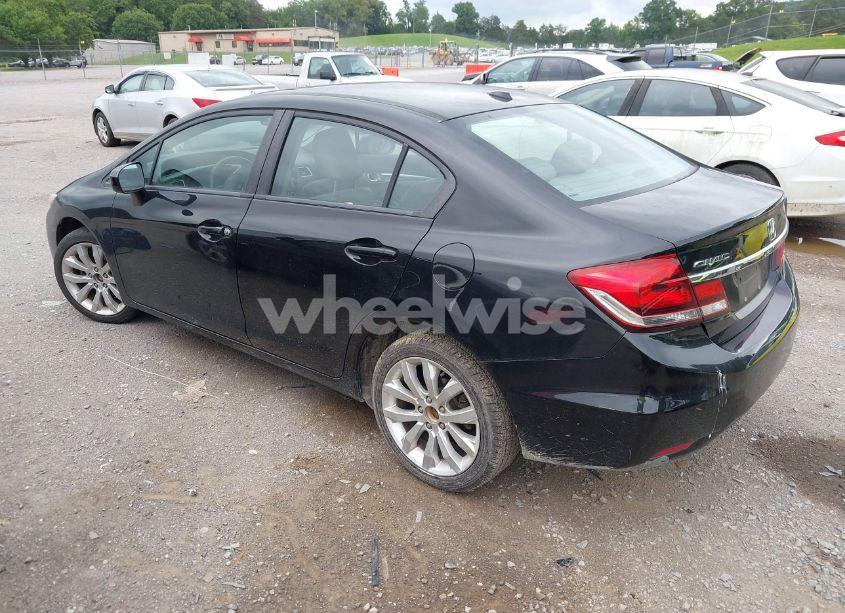 Photo 3 of 2015 Honda Civic EX-L (VIN 2HGFB2F97FH513807)