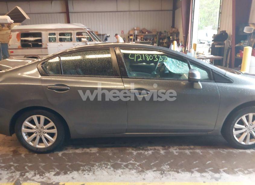 Photo 13 of 2012 Honda Civic EX-L (VIN 2HGFB2F98CH316592)