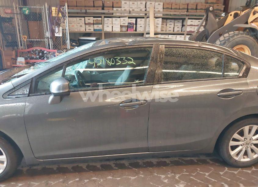 Photo 14 of 2012 Honda Civic EX-L (VIN 2HGFB2F98CH316592)