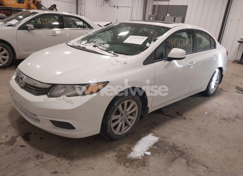 Photo 2 of 2012 Honda Civic EX-L (VIN 2HGFB2F98CH505016)