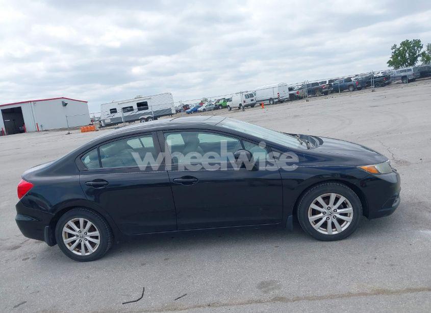 Photo 13 of 2012 Honda Civic EX-L (VIN 2HGFB2F99CH505395)