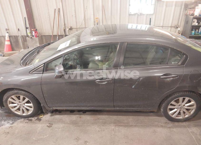 Photo 14 of 2012 Honda Civic EX-L (VIN 2HGFB2F9XCH320773)