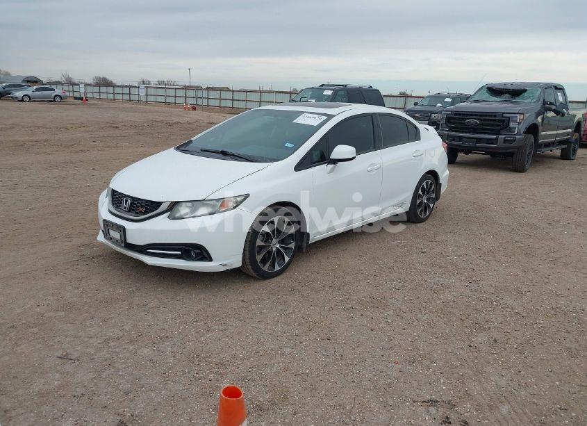Photo 2 of 2013 Honda Civic SI (VIN 2HGFB6E53DH703073)