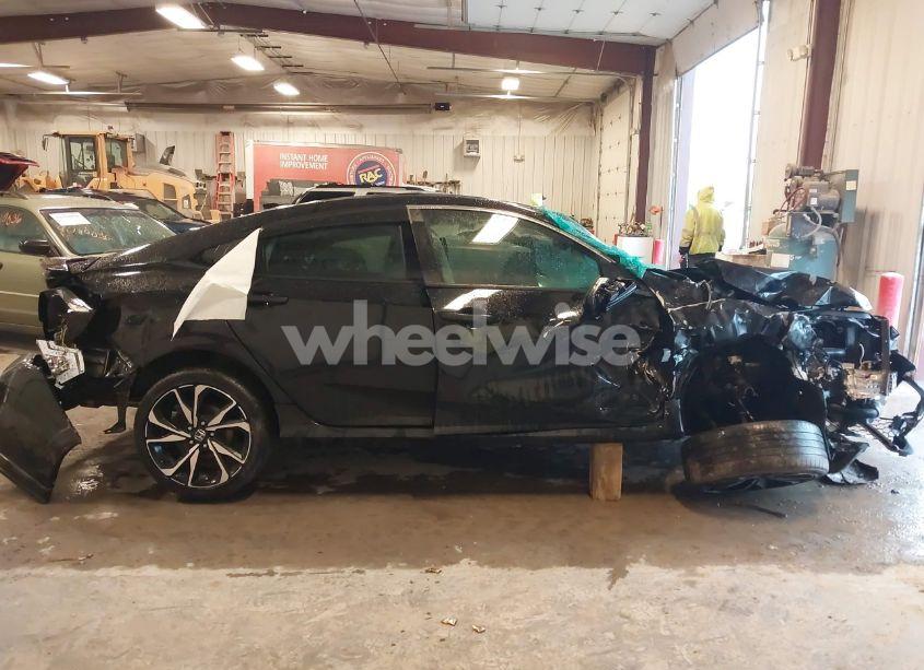 Photo 13 of 2018 Honda Civic SI (VIN 2HGFC1E50JH705374)