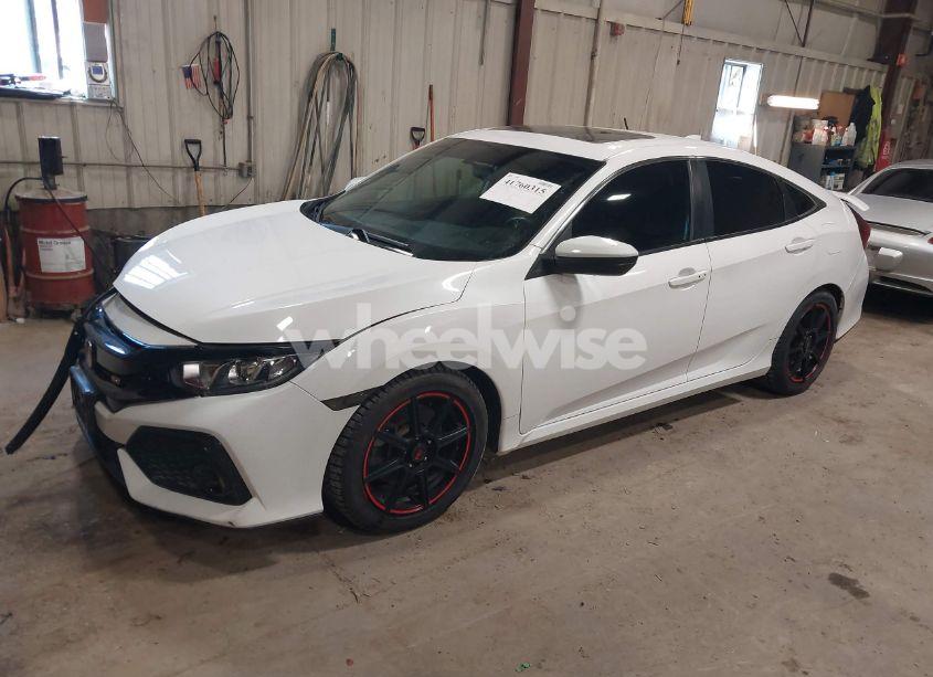 Photo 2 of 2019 Honda Civic SI (VIN 2HGFC1E53KH704219)