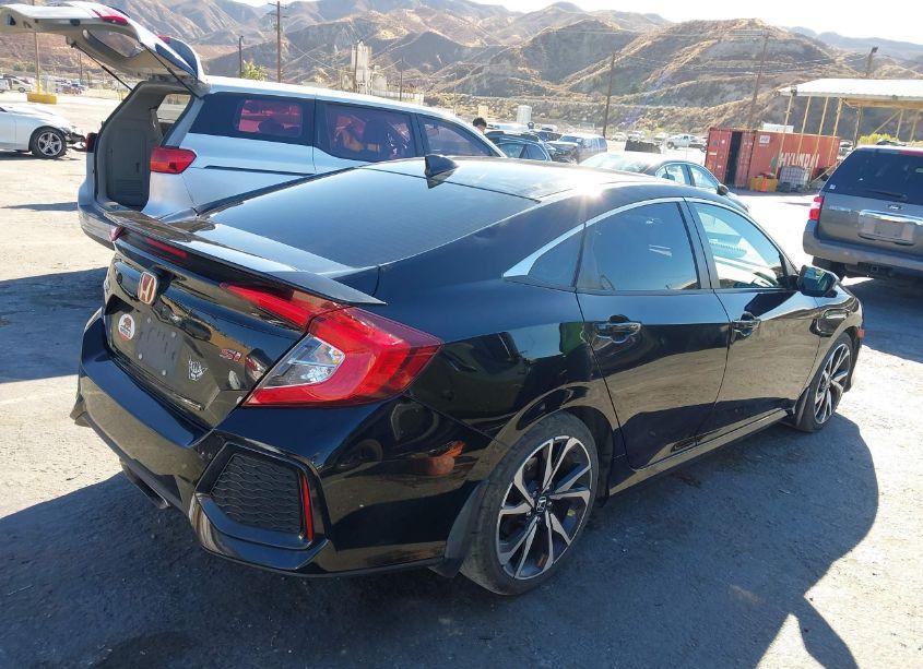 Photo 4 of 2018 Honda Civic SI (VIN 2HGFC1E55JH704480)