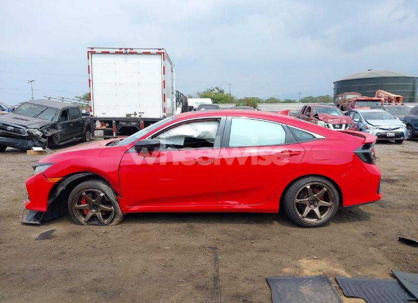 Photo 15 of 2018 Honda Civic SI (VIN 2HGFC1E56JH703600)