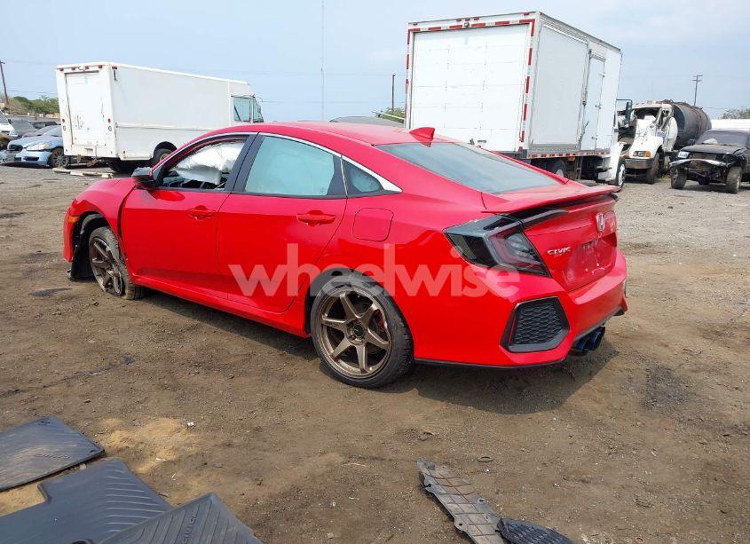 Photo 3 of 2018 Honda Civic SI (VIN 2HGFC1E56JH703600)