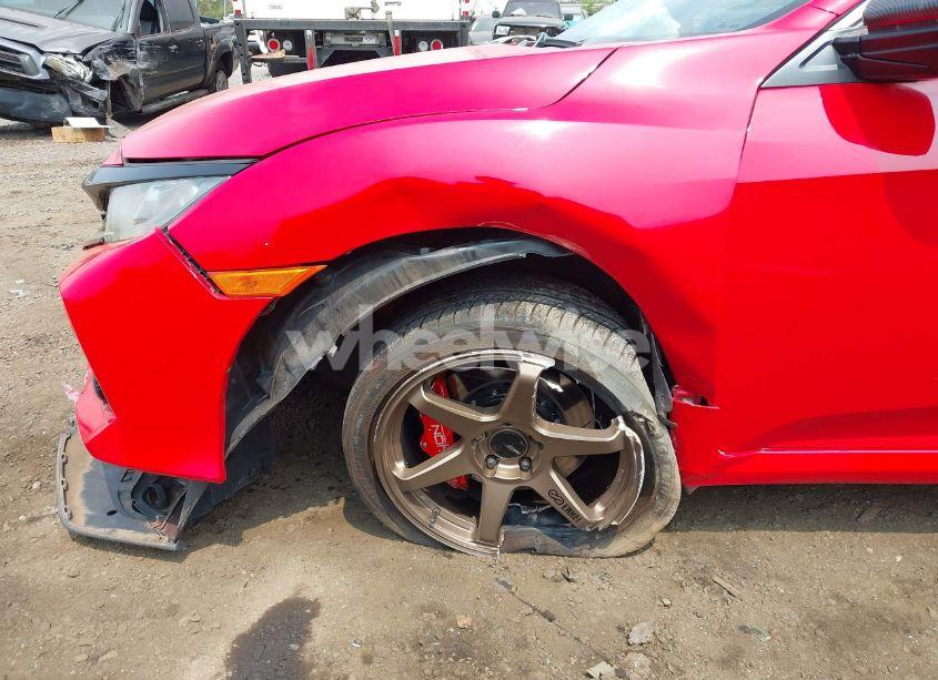 Photo 6 of 2018 Honda Civic SI (VIN 2HGFC1E56JH703600)