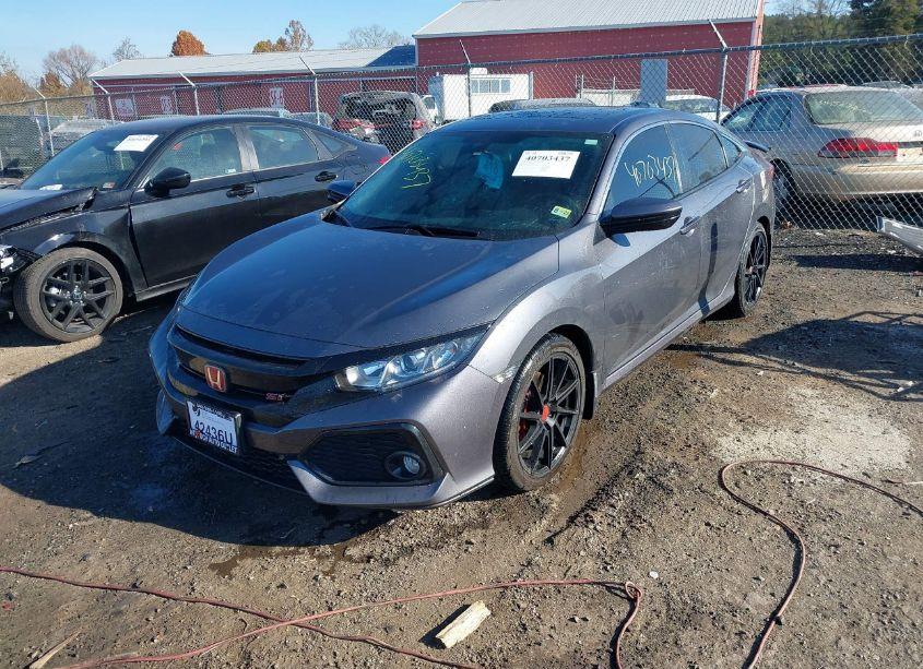 Photo 2 of 2018 Honda Civic SI (VIN 2HGFC1E58JH707227)