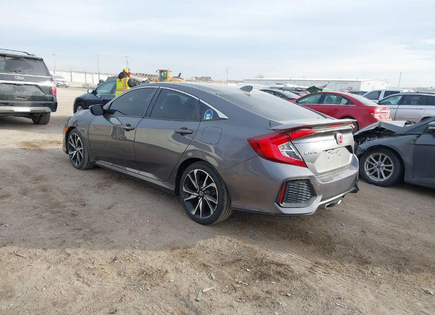 Photo 3 of 2018 Honda Civic SI (VIN 2HGFC1E59JH703056)