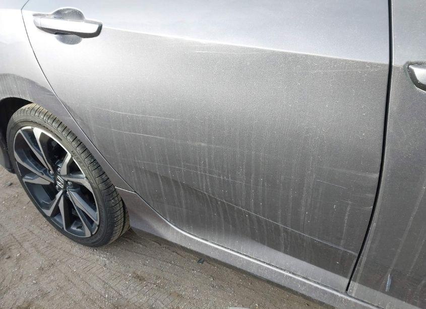 Photo 6 of 2018 Honda Civic SI (VIN 2HGFC1E59JH703056)