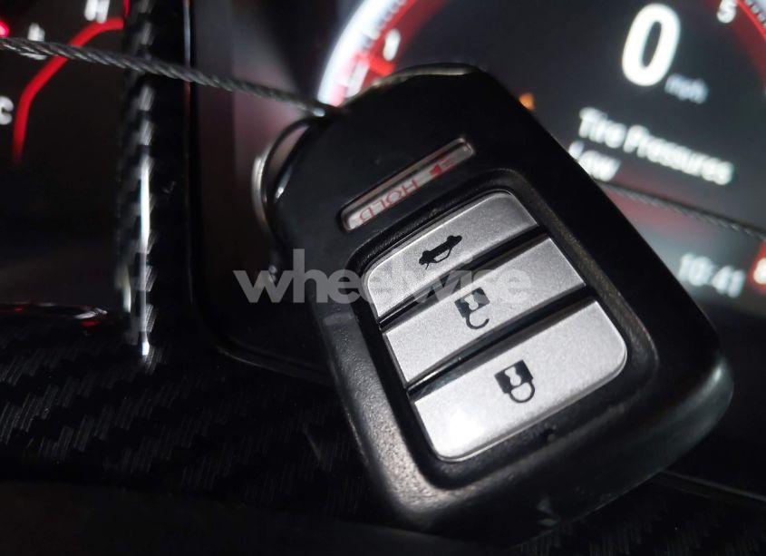 Photo 11 of 2018 Honda Civic SI (VIN 2HGFC1E59JH710153)