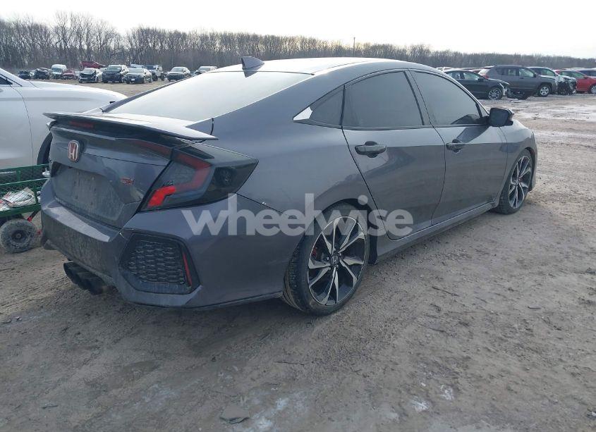 Photo 4 of 2018 Honda Civic SI (VIN 2HGFC1E59JH710153)