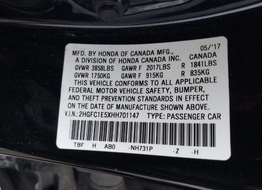 Photo 9 of 2017 Honda Civic SI (VIN 2HGFC1E5XHH701147)