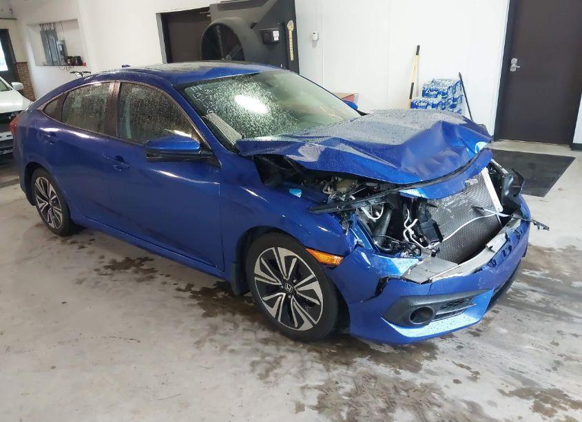 2016 Honda Civic EX-T (VIN 2HGFC1F30GH651306) main photo