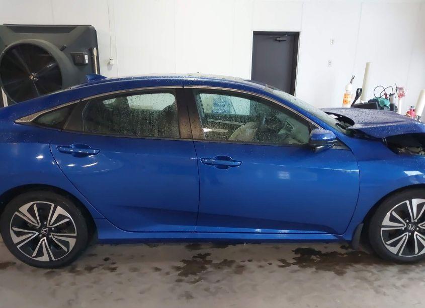 Photo 13 of 2016 Honda Civic EX-T (VIN 2HGFC1F30GH651306)