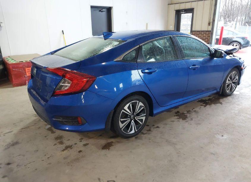 Photo 4 of 2016 Honda Civic EX-T (VIN 2HGFC1F30GH651306)