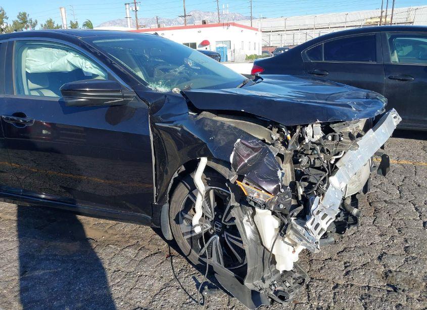 Photo 17 of 2017 Honda Civic EX-T (VIN 2HGFC1F30HH631090)