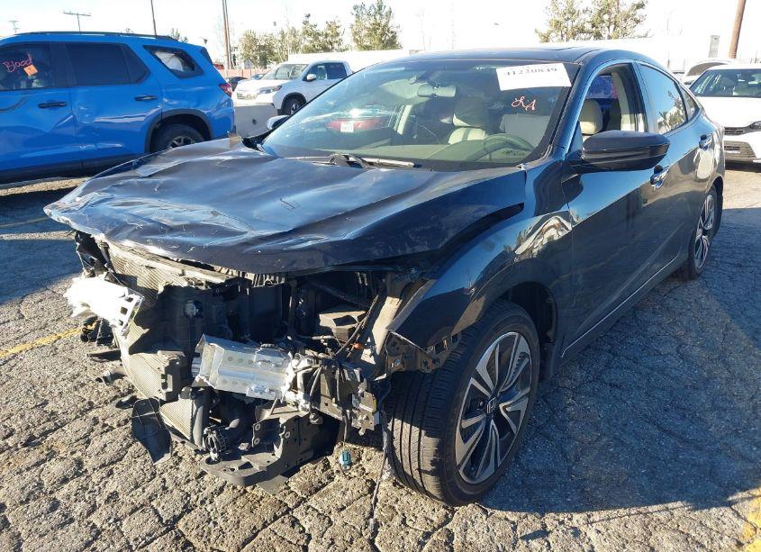 Photo 18 of 2017 Honda Civic EX-T (VIN 2HGFC1F30HH631090)