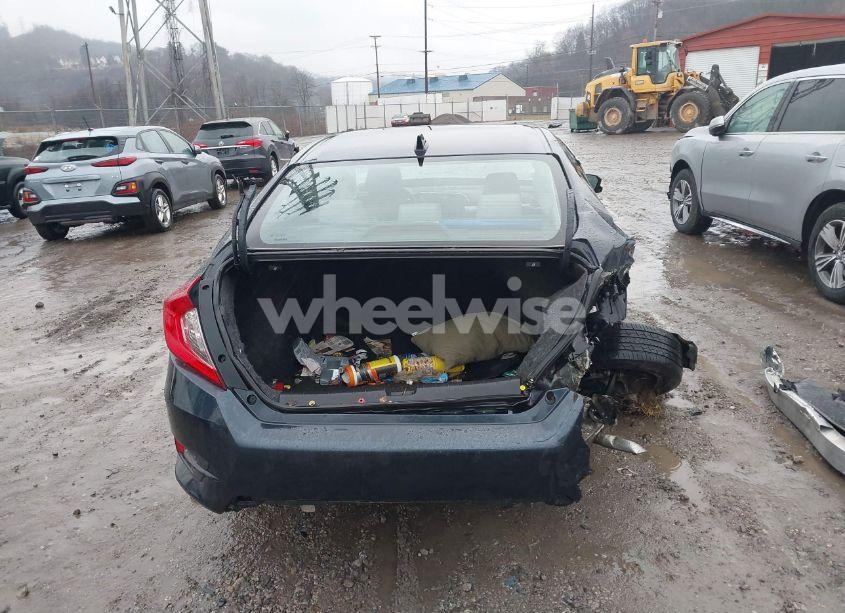 Photo 16 of 2018 Honda Civic EX-T (VIN 2HGFC1F30JH643486)