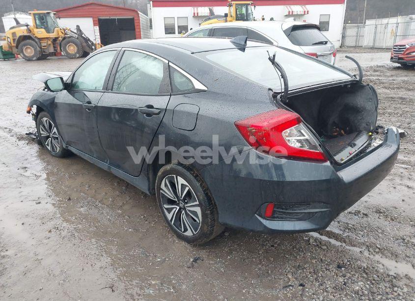 Photo 3 of 2018 Honda Civic EX-T (VIN 2HGFC1F30JH643486)