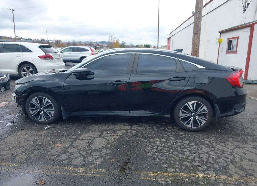 Photo 15 of 2017 Honda Civic EX-T (VIN 2HGFC1F31HH656015)