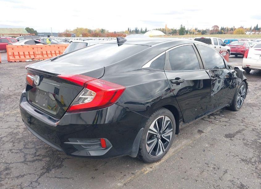 Photo 4 of 2017 Honda Civic EX-T (VIN 2HGFC1F31HH656015)