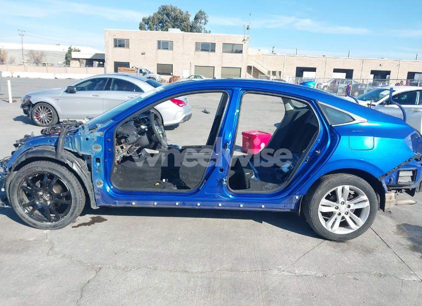 Photo 13 of 2016 Honda Civic EX-T (VIN 2HGFC1F32GH650769)