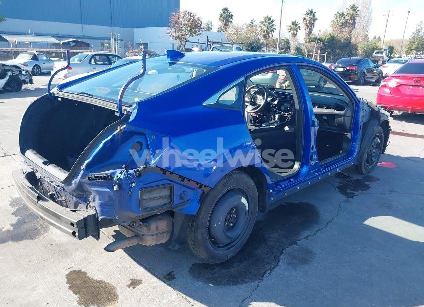 Photo 4 of 2016 Honda Civic EX-T (VIN 2HGFC1F32GH650769)