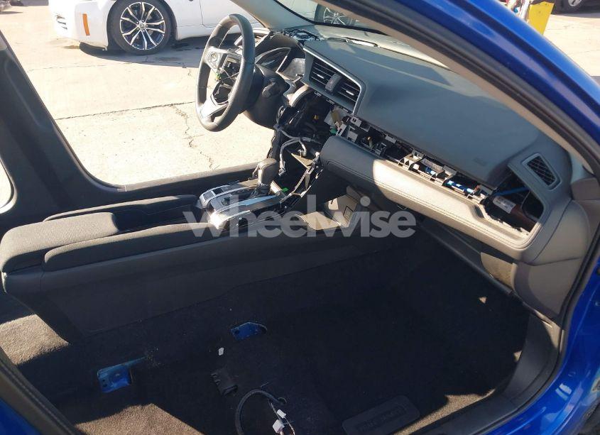 Photo 5 of 2016 Honda Civic EX-T (VIN 2HGFC1F32GH650769)