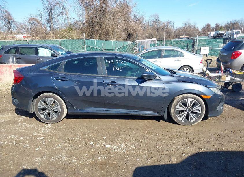 Photo 13 of 2017 Honda Civic EX-T (VIN 2HGFC1F32HH635500)