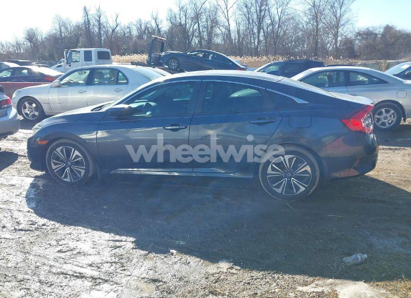 Photo 14 of 2017 Honda Civic EX-T (VIN 2HGFC1F32HH635500)