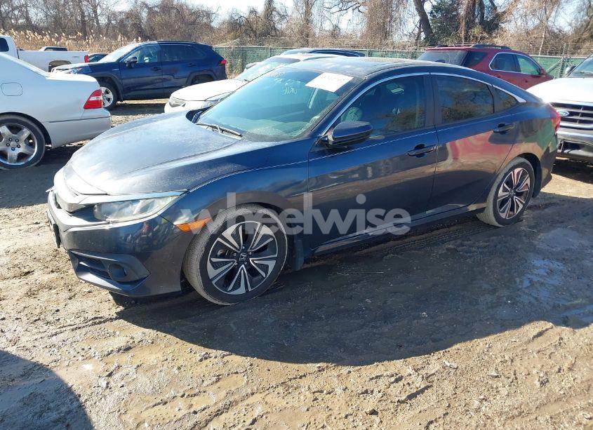 Photo 2 of 2017 Honda Civic EX-T (VIN 2HGFC1F32HH635500)