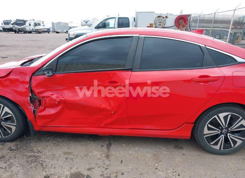Photo 14 of 2016 Honda Civic EX-T (VIN 2HGFC1F33GH632247)
